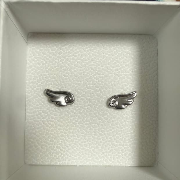 코이세이오 윙 귀걸이