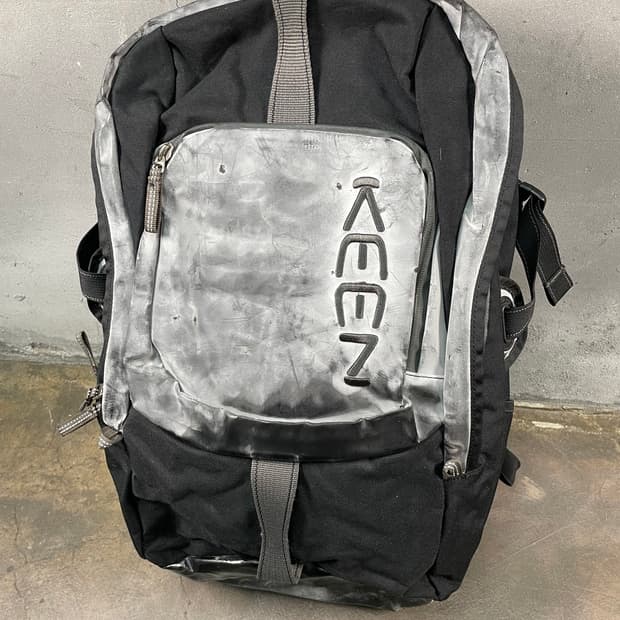 킨 엘 우드 백팩