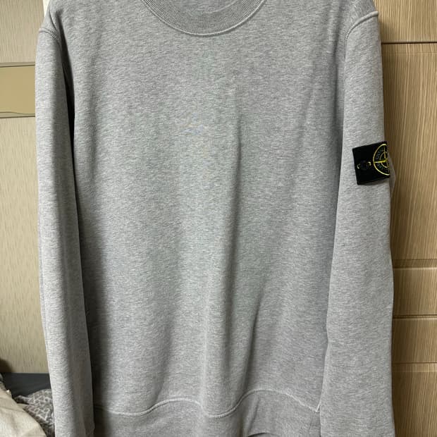 스톤아일랜드 22fw 맨투맨 XL