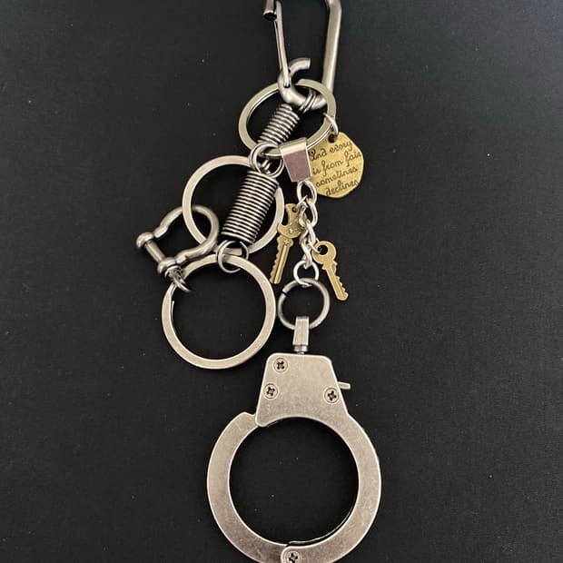 오픈 수갑 키링
