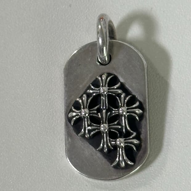 크롬하츠 레이즈드 세메터리 도그택