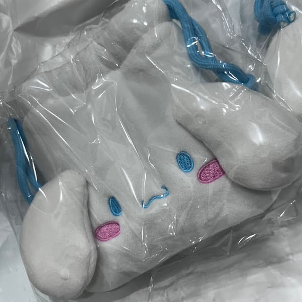 미쟝센 시나모롤 파우치 새상품