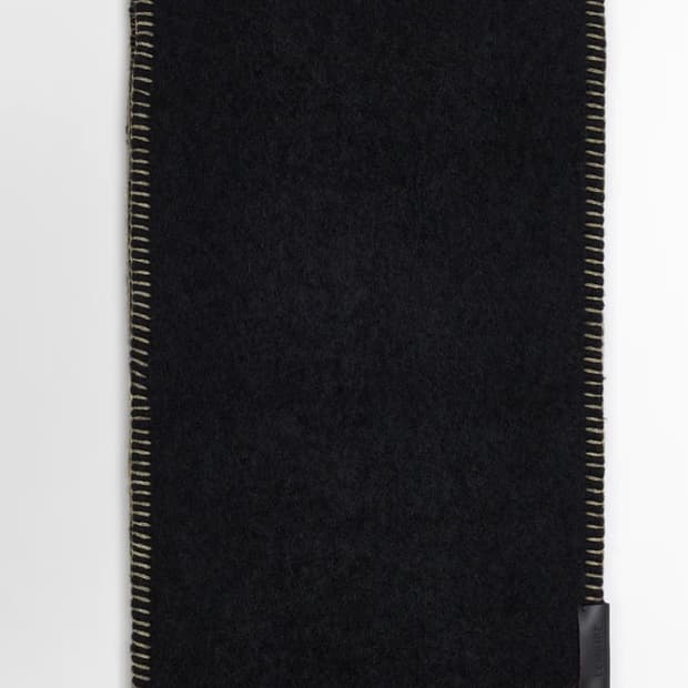 르메르 플러피 머플러 블랙