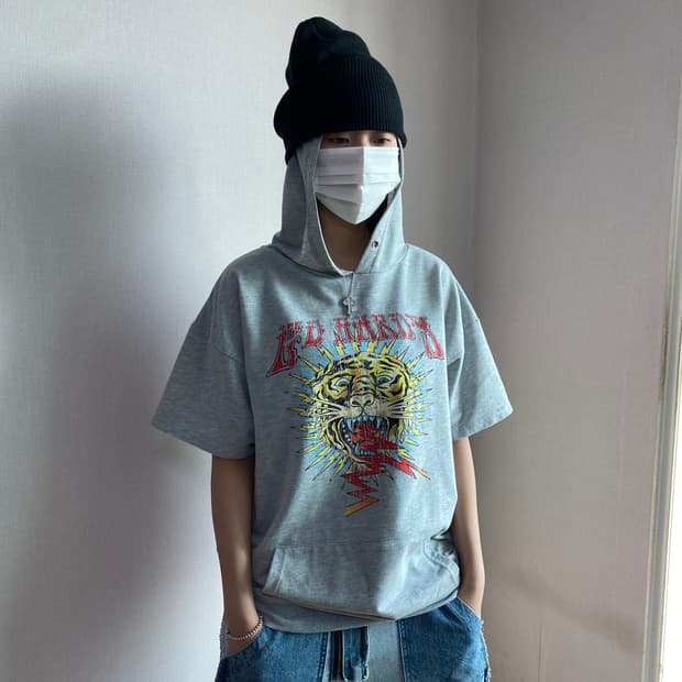 🐯 [에드하디] 빈티지 타이거 그래픽 반팔 후드티
