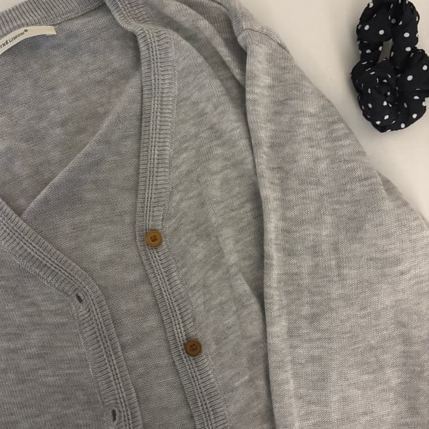 연그레이 가디건