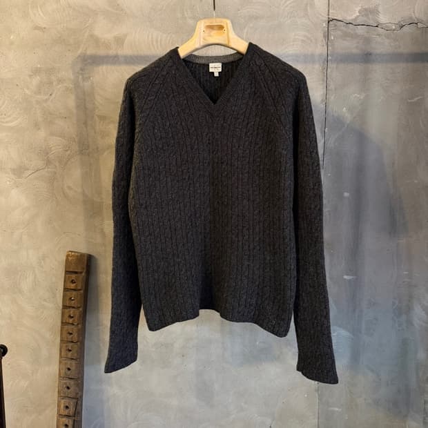 캘빈클라인 브이넥 케이블 니트 100~103