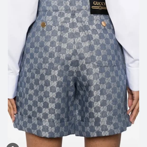 25 텍달린 새상품 정품 구찌 / 정가190만 모노그램 린넨 반바지 쇼츠