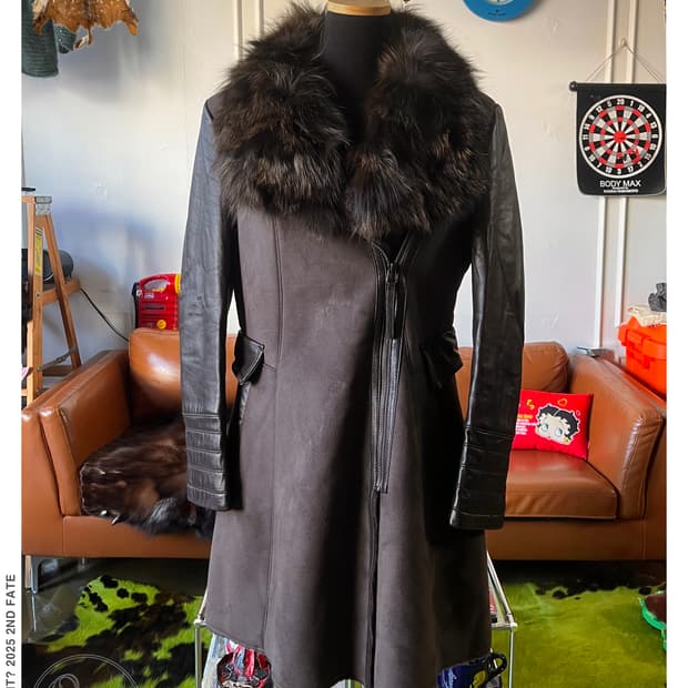 ARDENT MIZ Italian Fox & Lamb V-Kei Coat