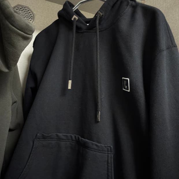 우영미 25ss 후드티