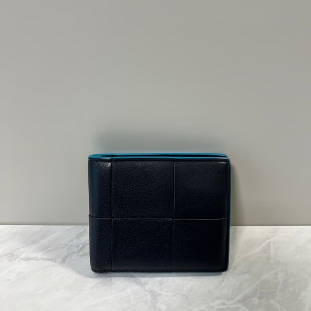 보테가베네타 맥시 반지갑