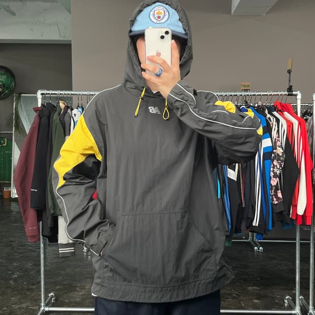 뉴발란스 바람막이 후드 아노락