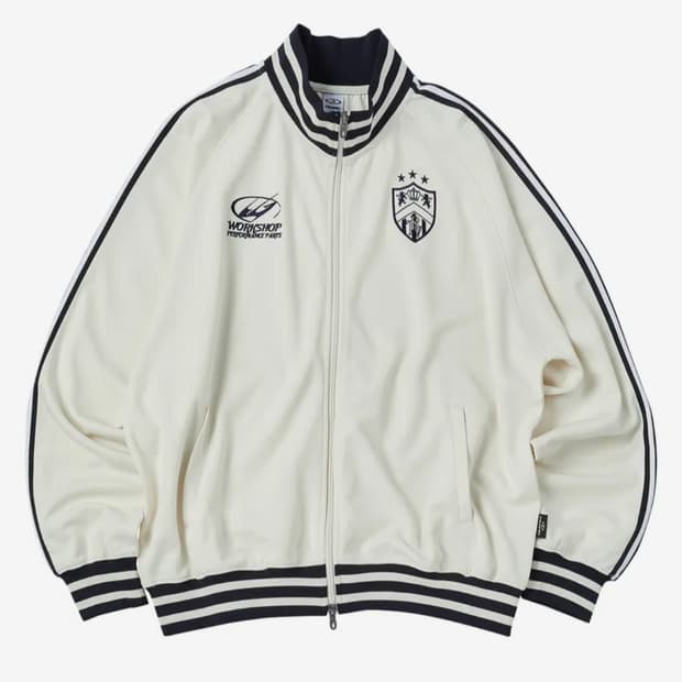 L 급처 트래블 아이보리 트랙져지