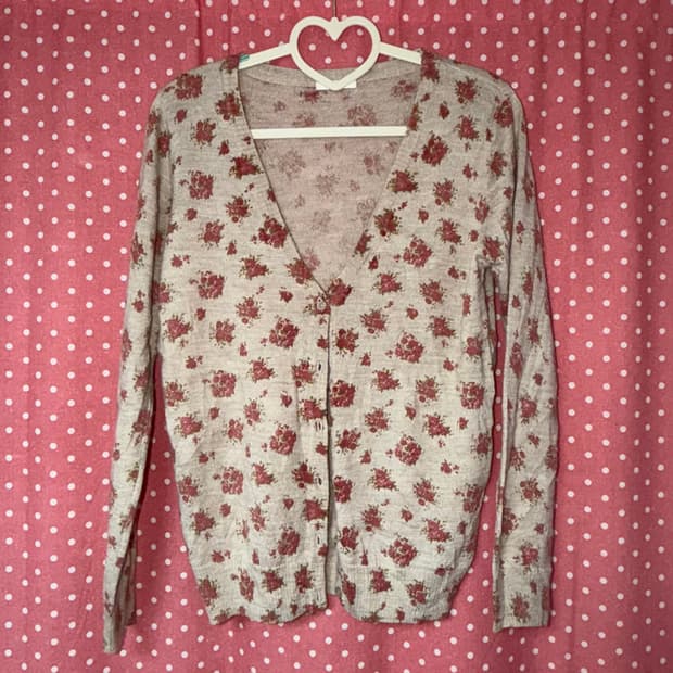 [Comfort basic] 플라워 패턴 가디건 
