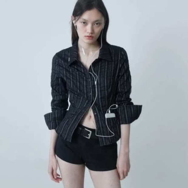 CRUNCH STRIPE SHIRT-BLACK