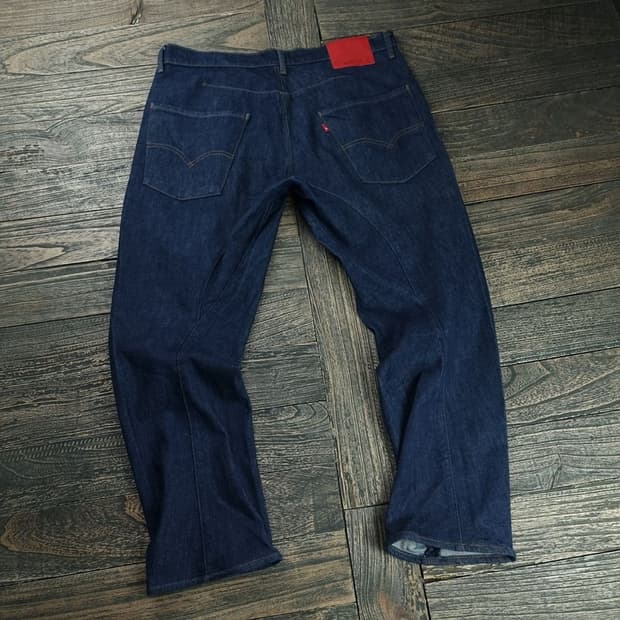 [리바이스] 프리미엄 엔지니어드 데님 팬츠 청바지 M18996