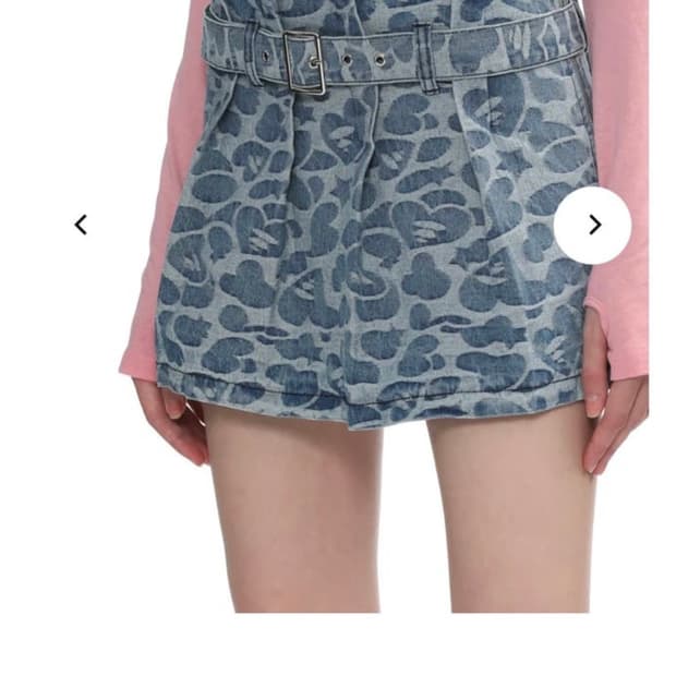 베이프 에이프 문페이스 패턴 데님 플리츠 미니 스커트