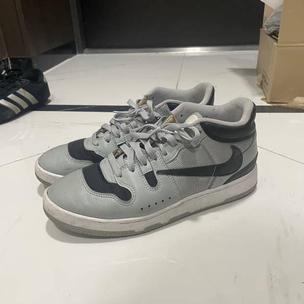 스캇 맥어택 스모크 그레이 275