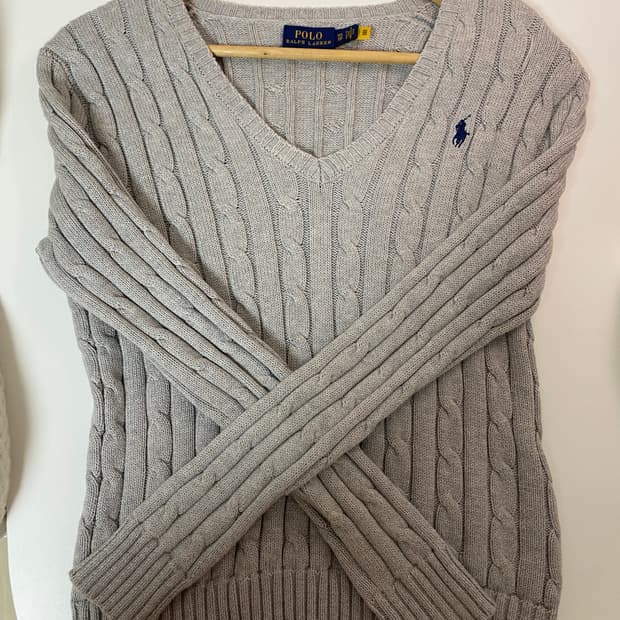 폴로 브이넥 니트 그레이 xs