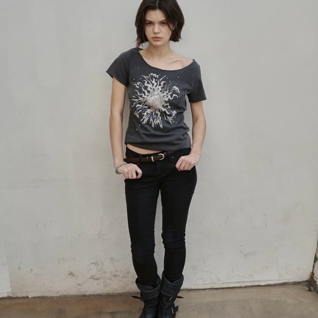 settleformoon 로고 티셔츠 챠콜