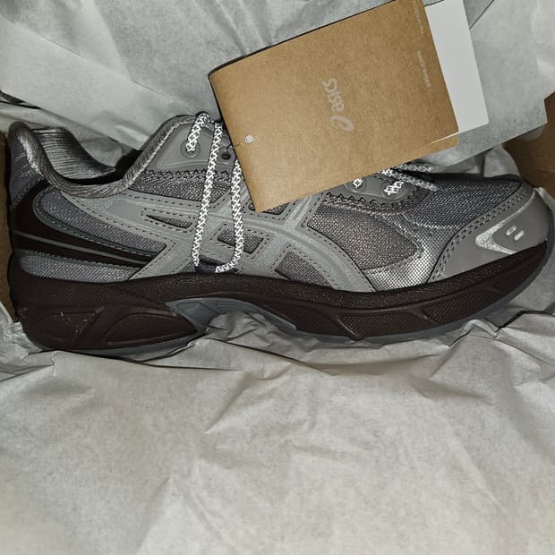 오호스 아식스 아트모스 젤 1130 그레이 245