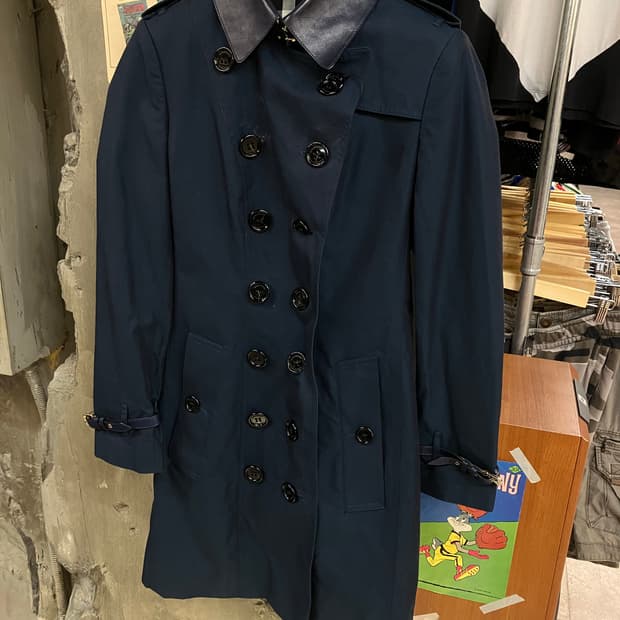 버버리 롱코트 네이비  #csz914
