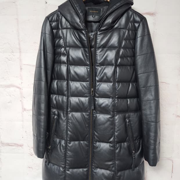카시바디 여성 양가죽 
패딩 후드 코트