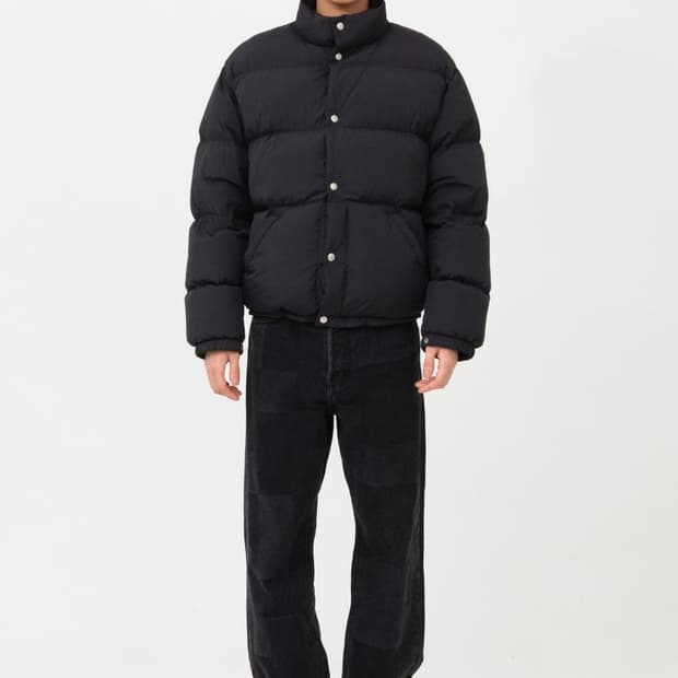 브라운야드 푸퍼 블랙 5 사이즈 판매합니다.