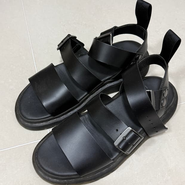 닥터마틴 그리폰 블랙 UK6 250