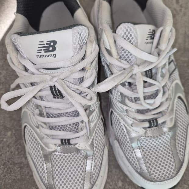 뉴발란스 530 화이트실버 런닝화