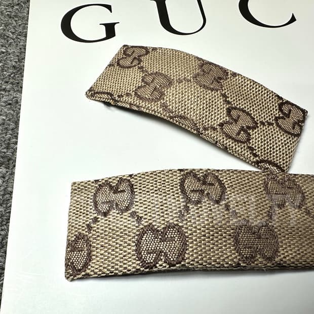 구찌 클래식 헤어핀 (한피스)