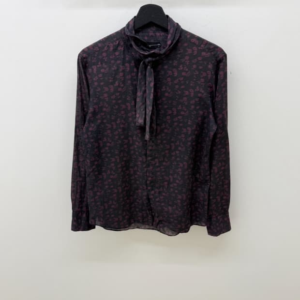 라드뮤지션 패턴 스카프 셔츠