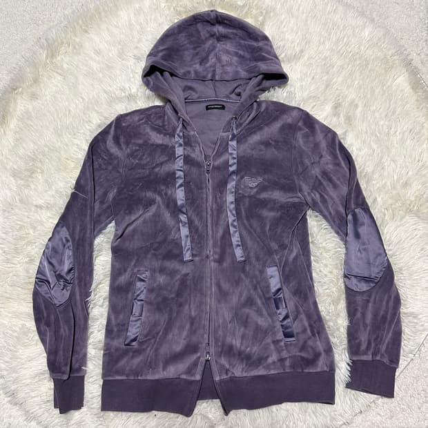 엠포리오아르마니 벨벳 후드집업