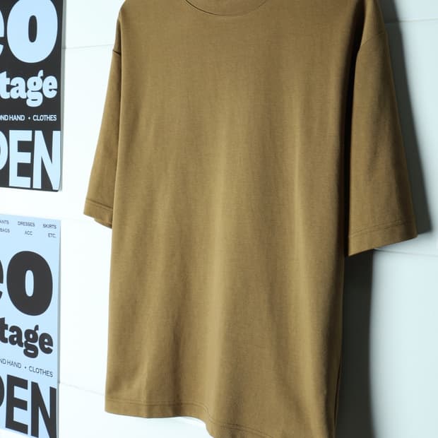 (L-XL) 유니클로 반팔 티셔츠 U라인 무지 브라운-H34682