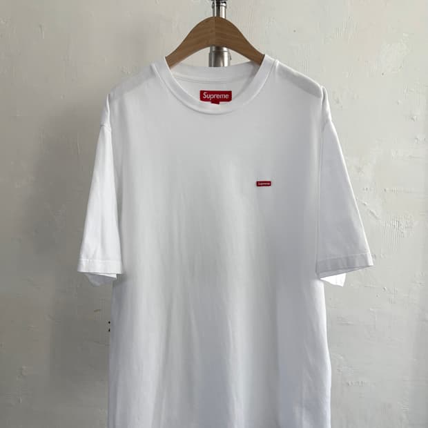 Supreme 슈프림 화이트 컬러 박스로고 티셔츠