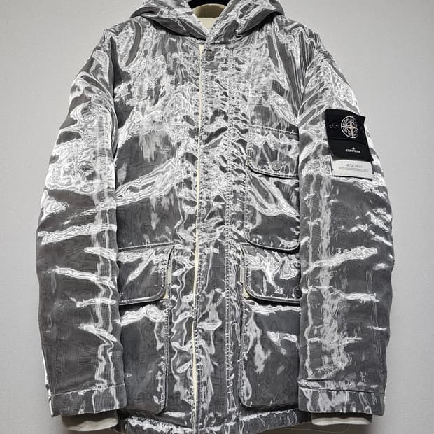 스톤아일랜드 메탈 메쉬 PVD 나노테크놀로지 패딩 자켓 (새 상품)