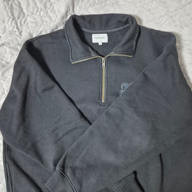 디네댓 하프집업 스웻L