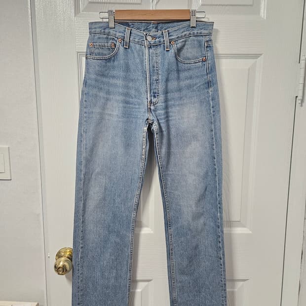 90s USA levi's 501 스트레이트 데님팬츠 30사이즈.

