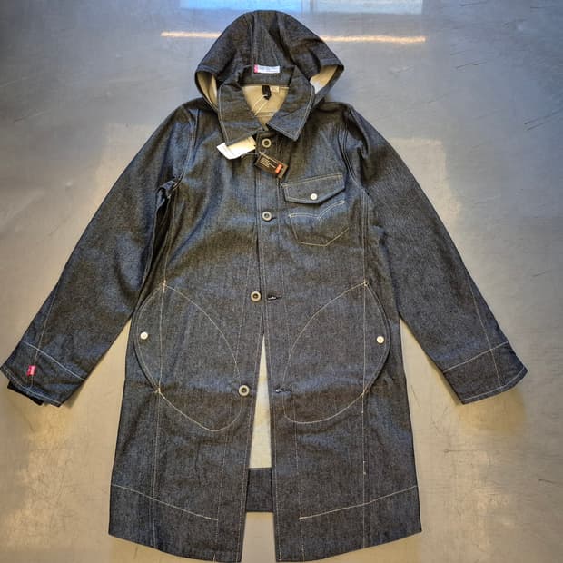 00s 엔지니어드진 후드 코트
