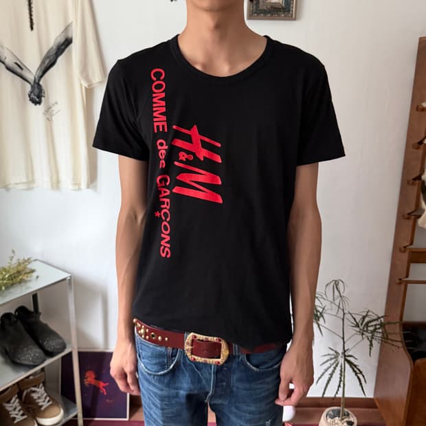 꼼데가르송 H&M 프린팅 티셔츠