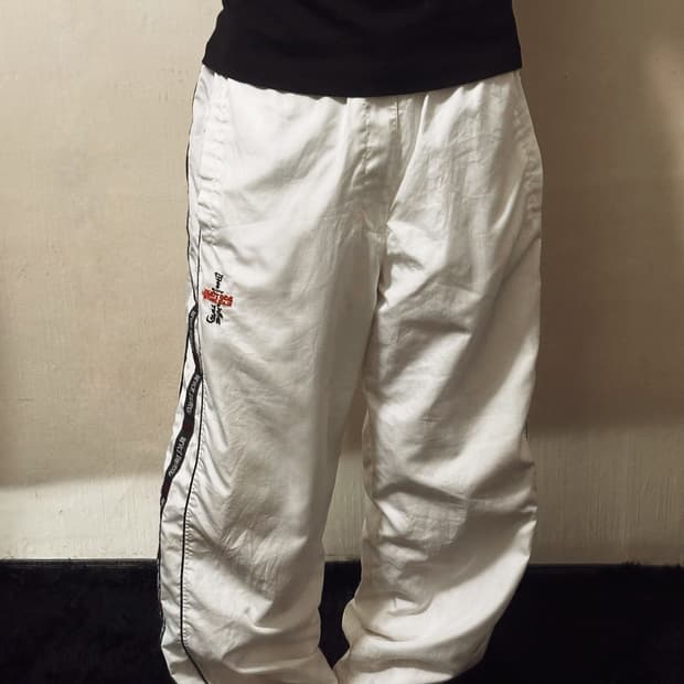 Dogtown white pants