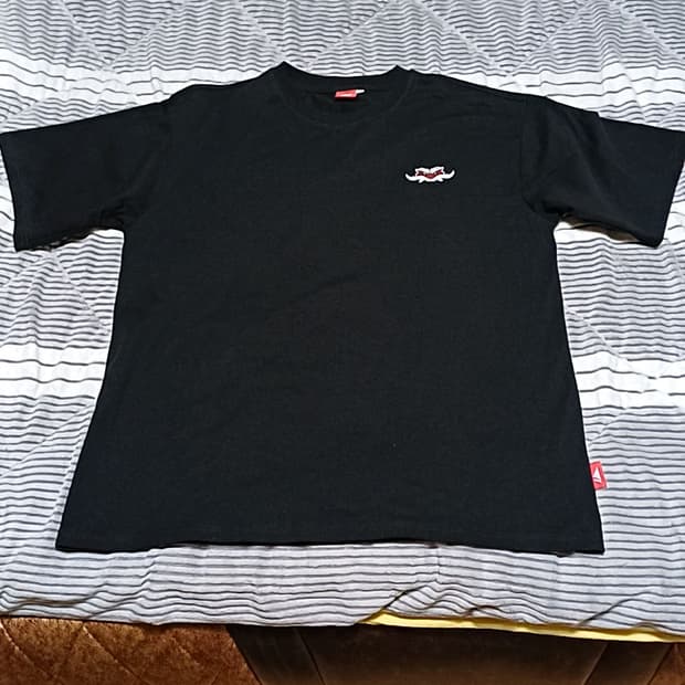 T1 페이커 오버핏반팔 110 가슴59 기장74