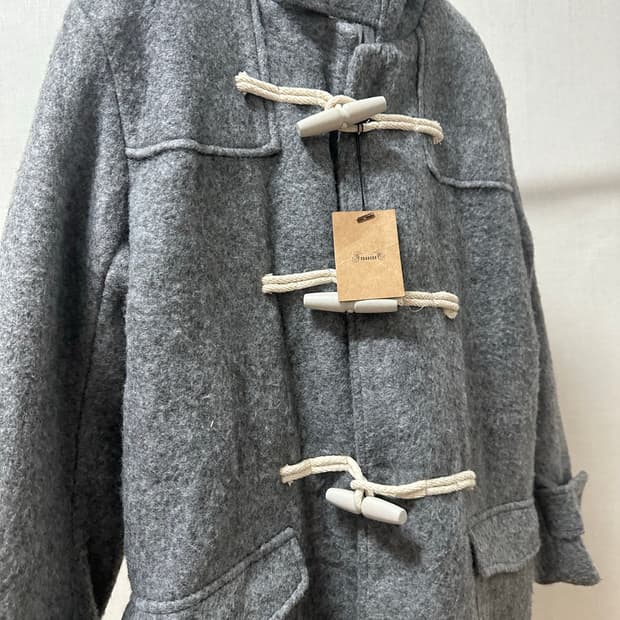 (새상품) 택있는 누빔 그레이 코트