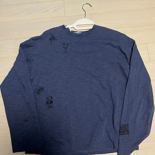 서피스에디션 블루 롱슬리브 사이즈(M~L정도)