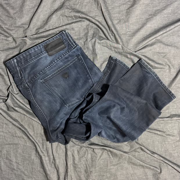 Lincoln Slim Straight Jeans