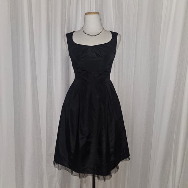 clathas 고딕🖤 다크 로걀 빈티지 공겜여주 히메 차콜 드레스