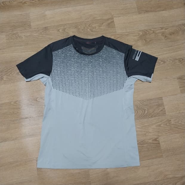 아이더 남성 105 반팔 