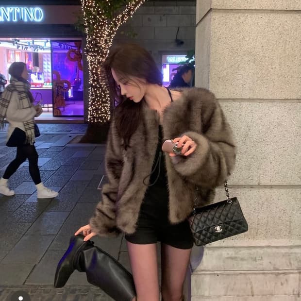 레터앤 퍼자켓 브라운 Faux Fur Jacket (Brown) 즉입