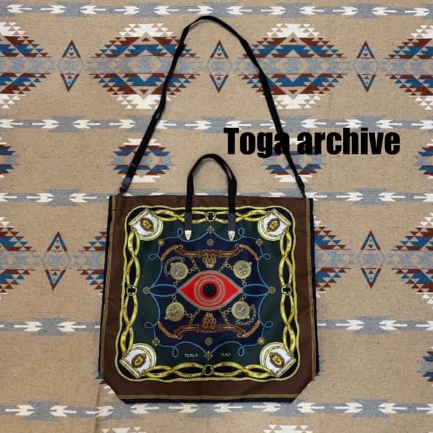 [OS] 토가 아카이브 프린트 토트백 그린