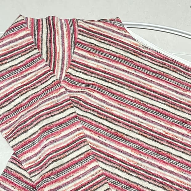 스트라이프 세미 크롭 탑 