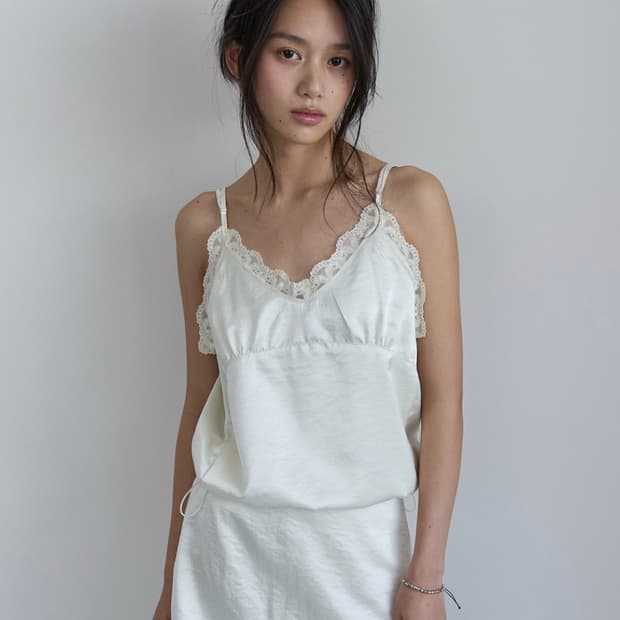 호쿠스포쿠스 크림 레이스 슬립 (바닐라)